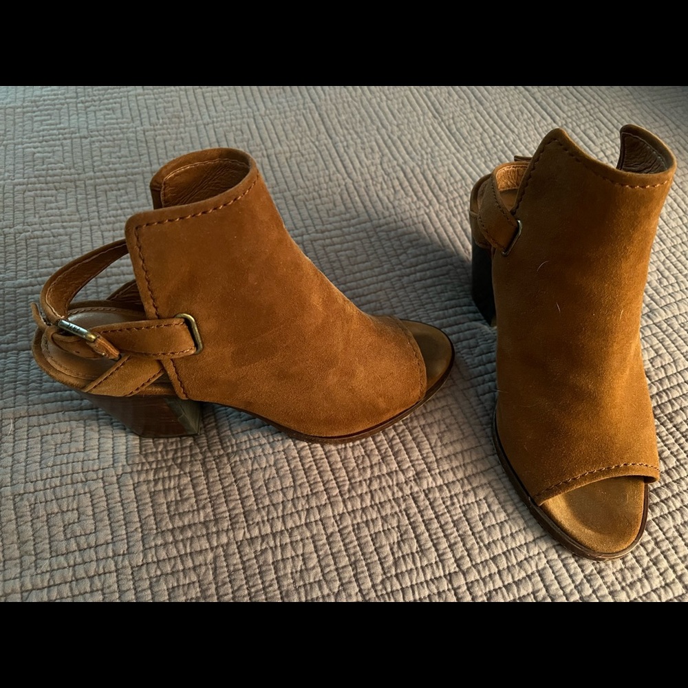 Frye Dani Shield Sling open toe bootie brown suede size 9
